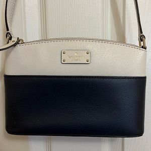 Kate Spade Crossbody Bag - white and navy blue